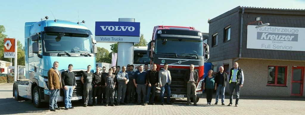 Tractor unit Volvo FH460 4x2 SZM: picture 12