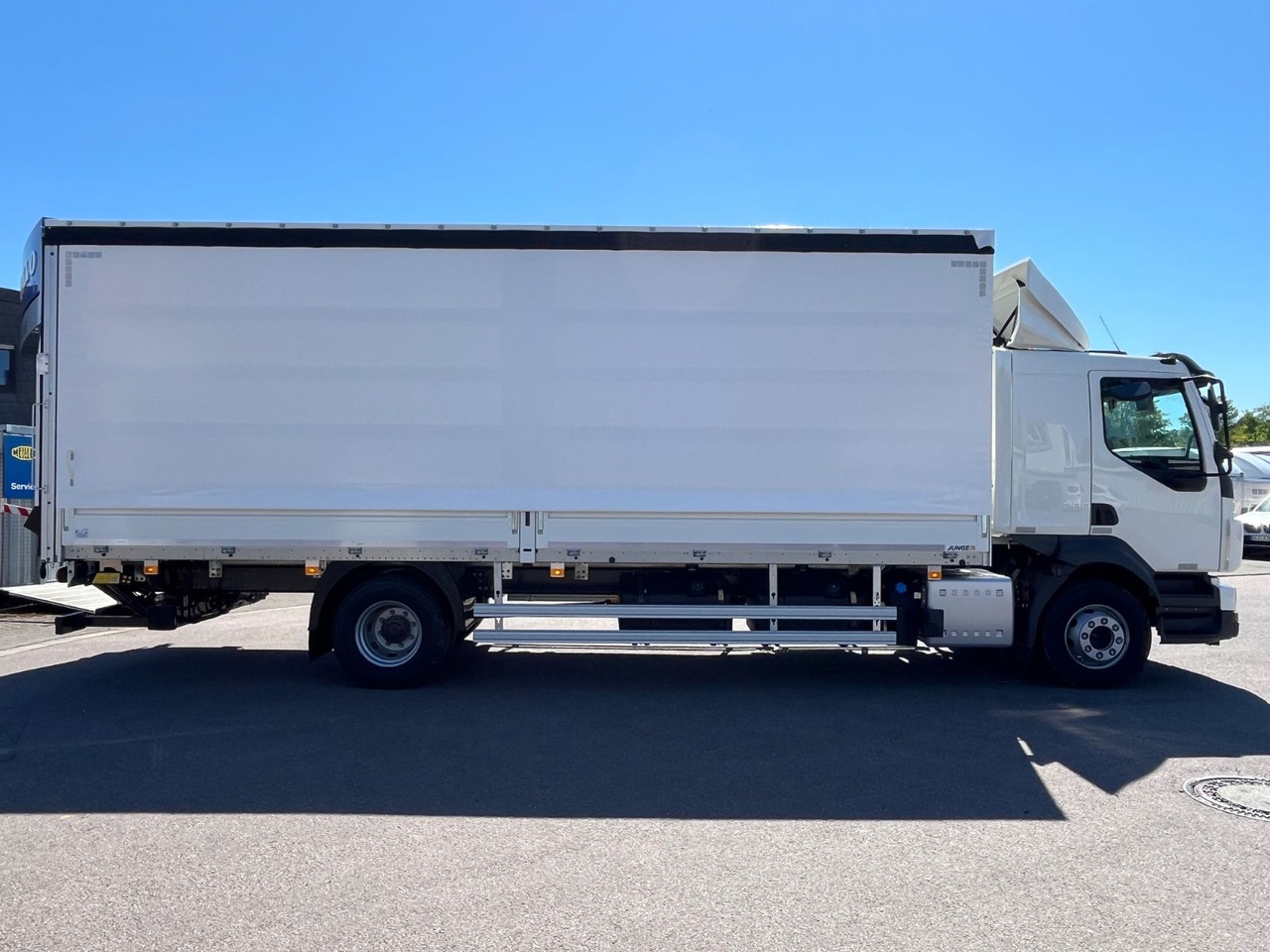 Volvo FL 16.280 Junge Schiebeplane - Curtainsider truck: picture 4 Volvo FL 16.280 Junge Schiebeplane - Curtainsider truck: picture 4