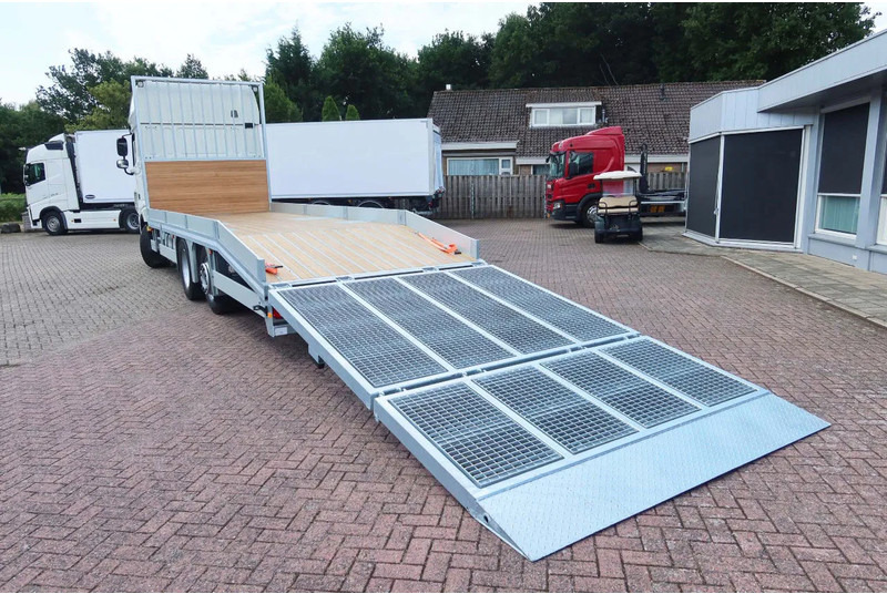 DAF XF 106.480 106 XF 480 - Autotransporter truck: picture 3 DAF XF 106.480 106 XF 480 - Autotransporter truck: picture 3