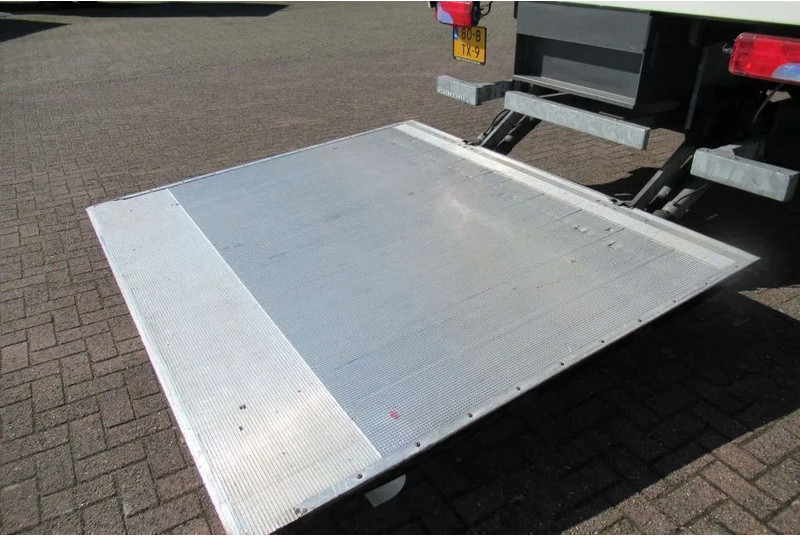 Box truck MAN TGM 15.250 Bak + klep E6: picture 11