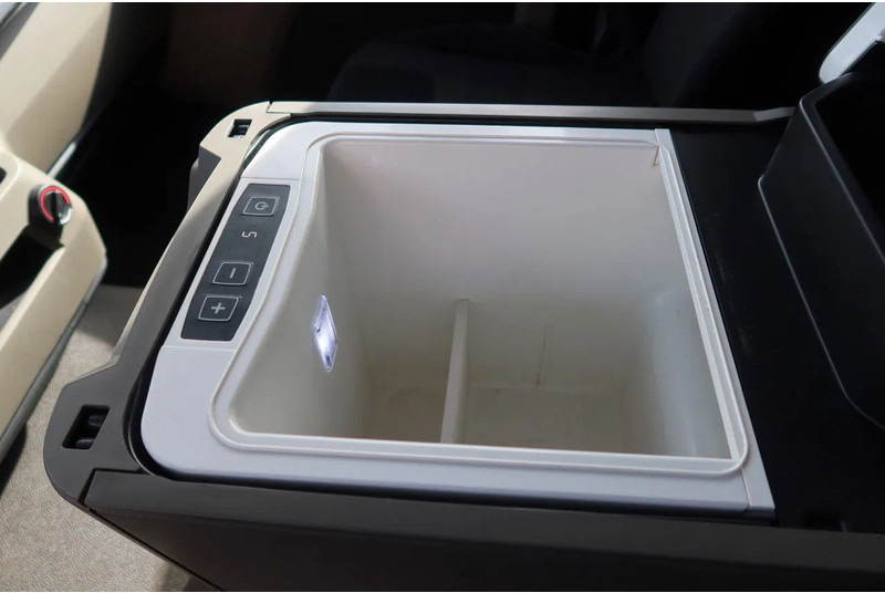 Box truck MAN TGM 15.290 Bak + klep Full air suspension Euro 6 Automaat: picture 7 Box truck MAN TGM 15.290 Bak + klep Full air suspension Euro 6 Automaat: picture 7