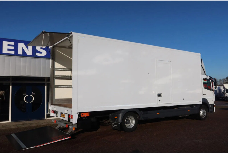 Mercedes-Benz Atego 1321L Bakwagen Laadklep 2000kg / 3 Stoelen!! - Box truck: picture 3 Mercedes-Benz Atego 1321L Bakwagen Laadklep 2000kg / 3 Stoelen!! - Box truck: picture 3