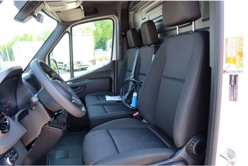 Mercedes-Benz Sprinter 315 CDI Koel/Vries/Verwarmen Carrier Xarios 350 + 220 volt nachtaansluiting - Refrigerated van: picture 5 Mercedes-Benz Sprinter 315 CDI Koel/Vries/Verwarmen Carrier Xarios 350 + 220 volt nachtaansluiting - Refrigerated van: picture 5