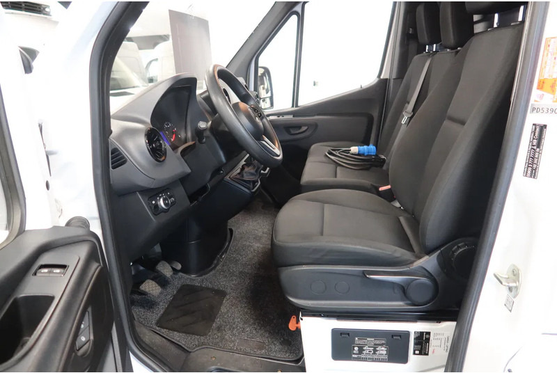 Mercedes-Benz Sprinter 316 CDI Koel/Vries/Verwarmen +Klep L2/H2 - Refrigerated van: picture 5 Mercedes-Benz Sprinter 316 CDI Koel/Vries/Verwarmen +Klep L2/H2 - Refrigerated van: picture 5