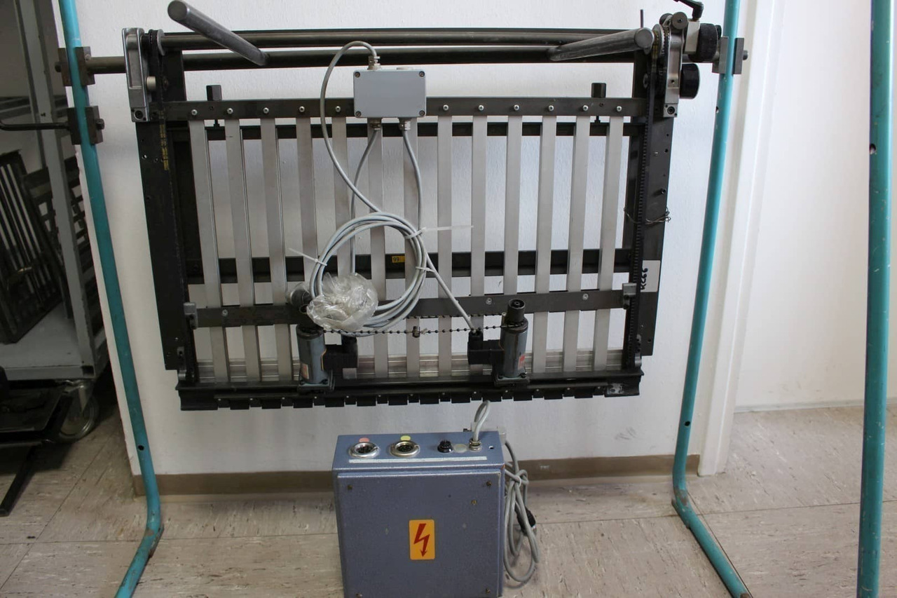 Stahl 52-66-66-78-94 - Folding machine: picture 1 Stahl 52-66-66-78-94 - Folding machine: picture 1