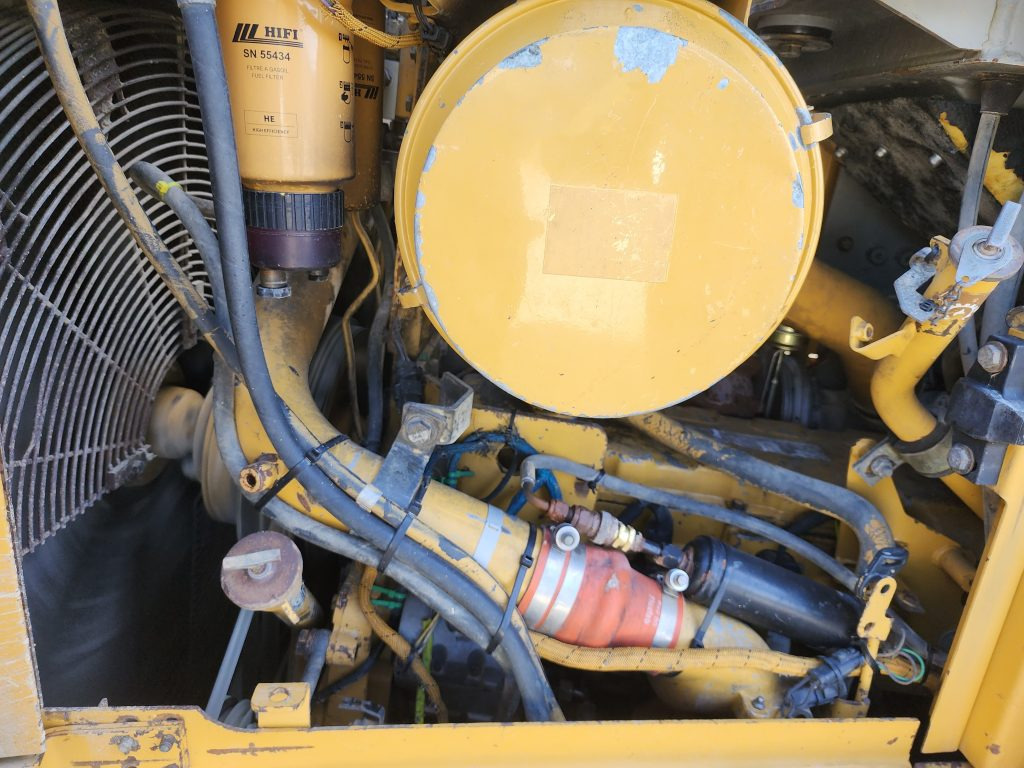 CAT D6R SERIE II - Bulldozer: picture 4 CAT D6R SERIE II - Bulldozer: picture 4