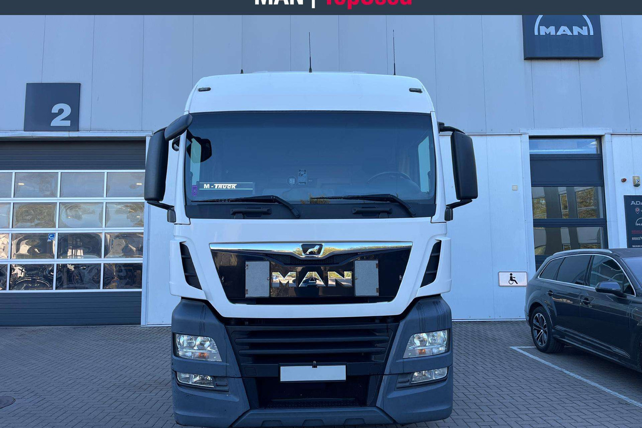 MAN TGX 18.500 XLX Cab Retarder (9143) - Tractor unit: picture 2 MAN TGX 18.500 XLX Cab Retarder (9143) - Tractor unit: picture 2