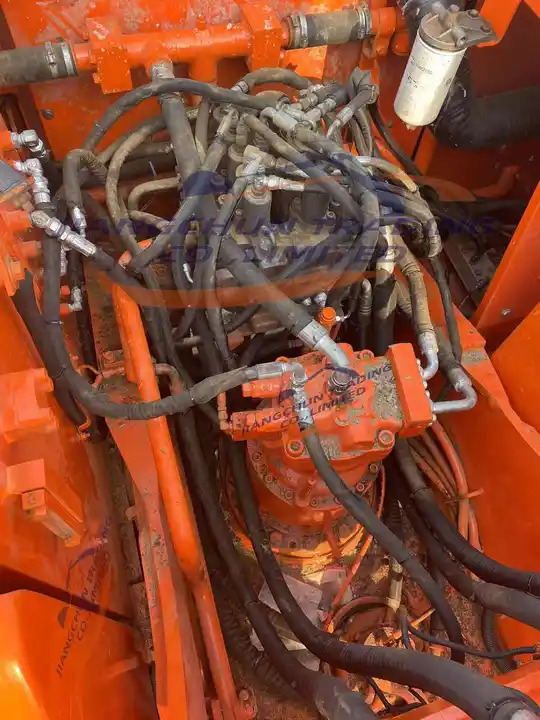 2023 In good condition amphibious excavator wetland excavator boat digging bucket mountain DH220LC-7 for sale at a low price - Excavator: picture 5 2023 In good condition amphibious excavator wetland excavator boat digging bucket mountain DH220LC-7 for sale at a low price - Excavator: picture 5