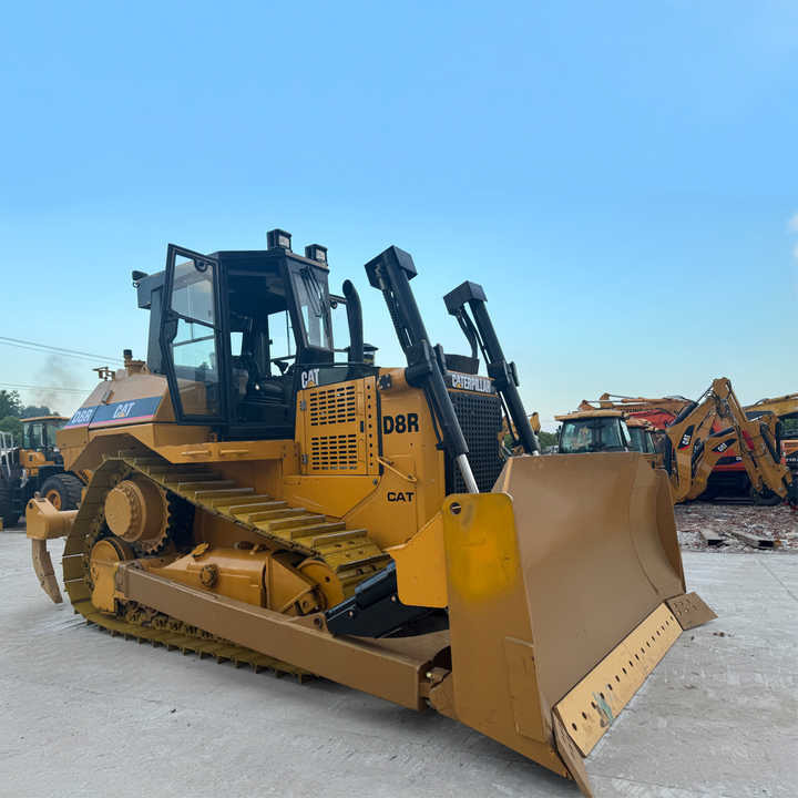 Bulldozer Used Cat D8r and More Bulldozers Like Mini Bulldozer - Bulldozer: picture 3 Bulldozer Used Cat D8r and More Bulldozers Like Mini Bulldozer - Bulldozer: picture 3