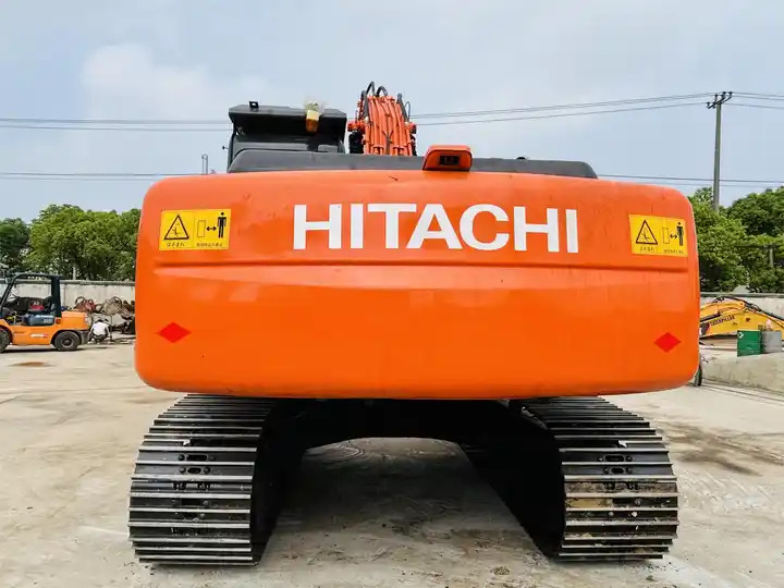 Hight Quality Japan Original 20t Excavator Hitachi Zx200-3g Zx200 Crawler Excavator With 6bg1 Engine In Shanghai - Crawler excavator: picture 4 Hight Quality Japan Original 20t Excavator Hitachi Zx200-3g Zx200 Crawler Excavator With 6bg1 Engine In Shanghai - Crawler excavator: picture 4