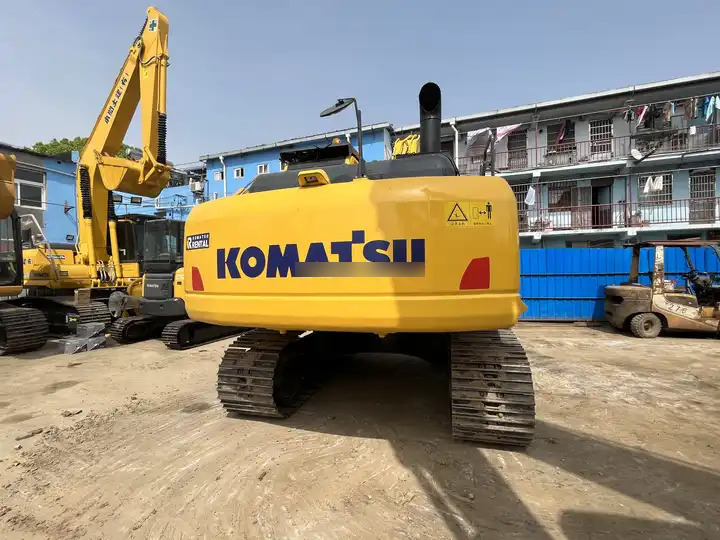 PC220-8 USED EXCAVATOR Good Condition Komatsu PC 200 Original Japan Cheap Used Excavators Used Original Japan Komatsu pc200-8 - Crawler excavator: picture 5 PC220-8 USED EXCAVATOR Good Condition Komatsu PC 200 Original Japan Cheap Used Excavators Used Original Japan Komatsu pc200-8 - Crawler excavator: picture 5