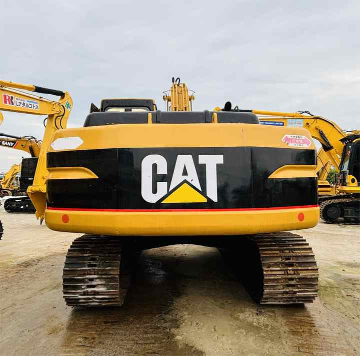 Super Good Condition Japanese Made Used Cat 320b 320bl Hydraulic Tracked Excavator At Favorable Price In Shanghai - Crawler excavator: picture 3 Super Good Condition Japanese Made Used Cat 320b 320bl Hydraulic Tracked Excavator At Favorable Price In Shanghai - Crawler excavator: picture 3
