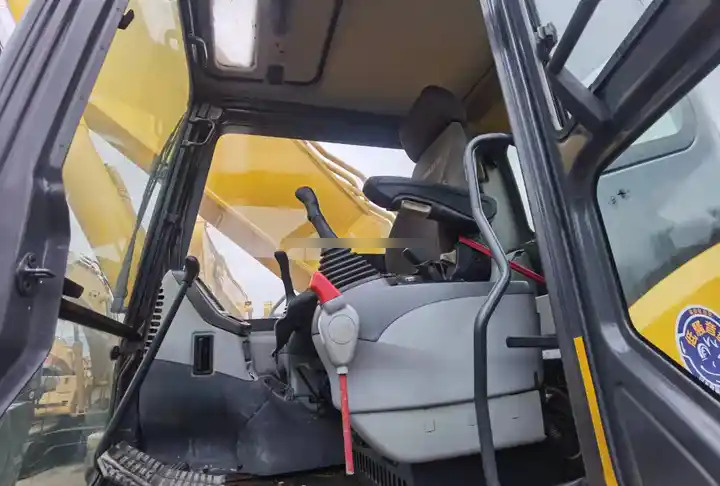 Used Excavator 40ton Good Quality Komatsu Pc400-7 Excavator Cheap Price For Sale - Crawler excavator: picture 5 Used Excavator 40ton Good Quality Komatsu Pc400-7 Excavator Cheap Price For Sale - Crawler excavator: picture 5