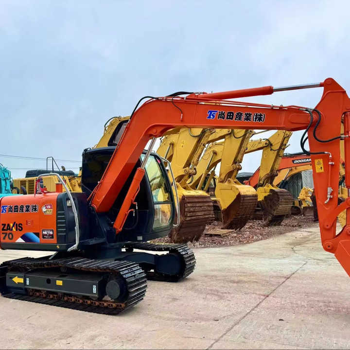 Used Japanese Excavator Hitachi 70 for Sale Hitachi 70 Excavator Hitachi Zx70 - Excavator: picture 1 Used Japanese Excavator Hitachi 70 for Sale Hitachi 70 Excavator Hitachi Zx70 - Excavator: picture 1