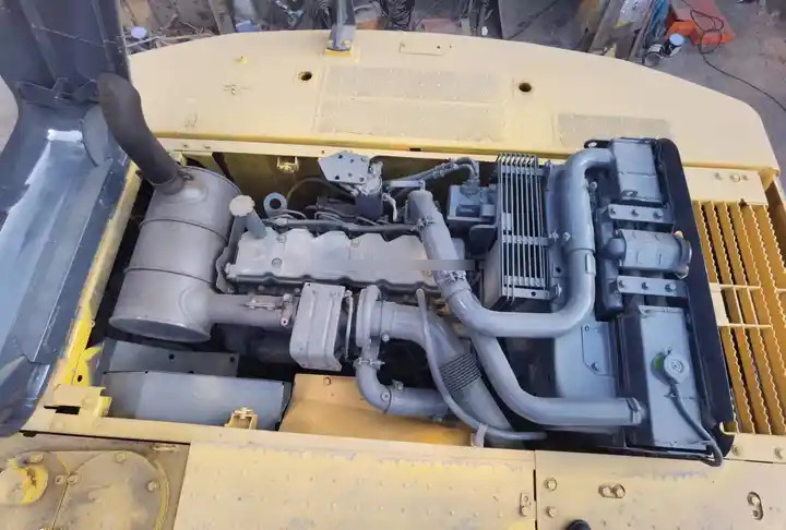 Used Komatsu excavator Pc220-8 in good condition for sale,second hand PC200-8 in good condition - Crawler excavator: picture 4 Used Komatsu excavator Pc220-8 in good condition for sale,second hand PC200-8 in good condition - Crawler excavator: picture 4