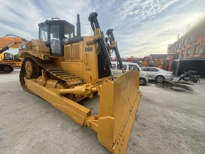 Used caterpillar bulldozer d8r for sale original used crawler bulldozer - Bulldozer: picture 3 Used caterpillar bulldozer d8r for sale original used crawler bulldozer - Bulldozer: picture 3