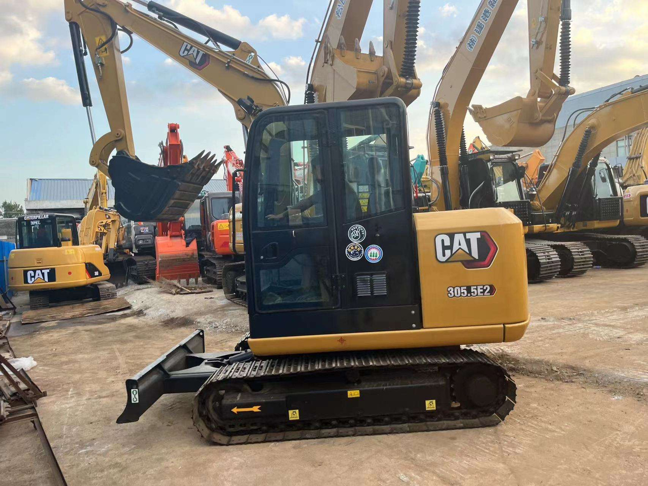 Crawler excavator Used construction machine 305.5E2 CAT excavator mini 5 tons excavator in good condition on sale: picture 6