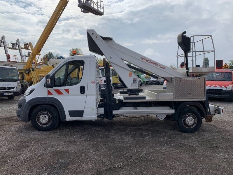 Peugeot Boxer Isoli VT42NEXS - 14,1m, 240kg  - Truck mounted aerial platform: picture 5 Peugeot Boxer Isoli VT42NEXS - 14,1m, 240kg  - Truck mounted aerial platform: picture 5
