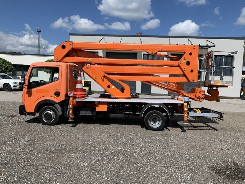 Renault Maxity CMC TB260 - 26 m - 200 kg - Truck mounted aerial platform: picture 5 Renault Maxity CMC TB260 - 26 m - 200 kg - Truck mounted aerial platform: picture 5