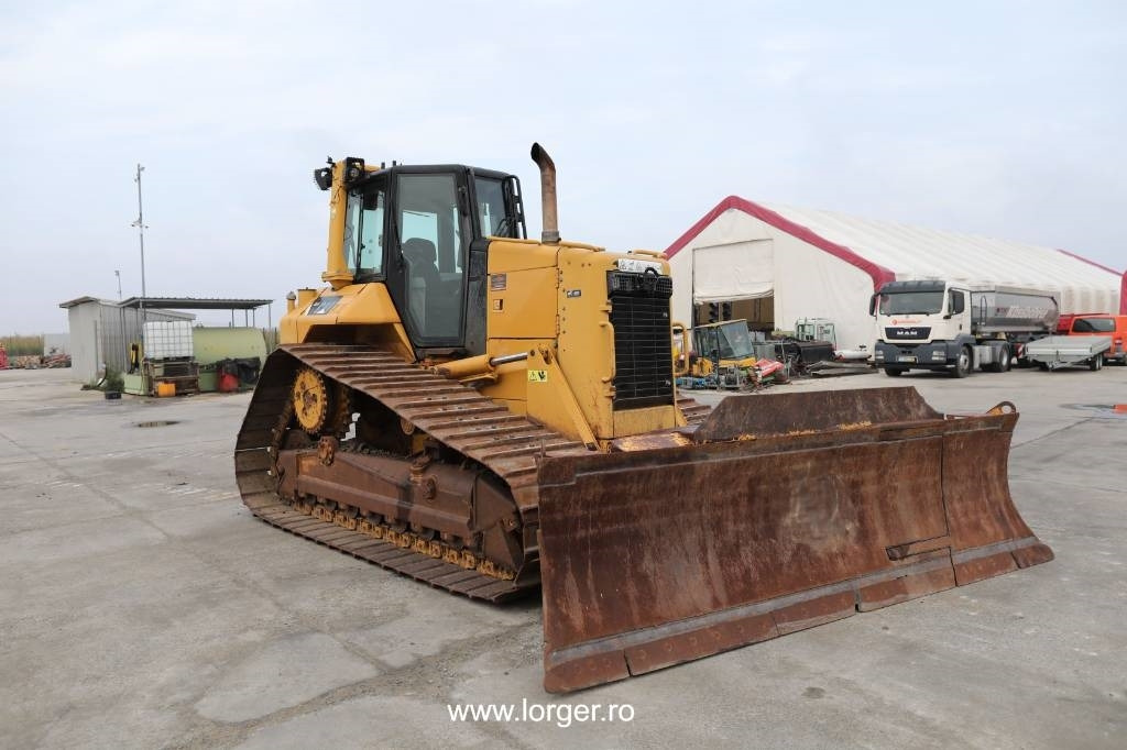 CAT D 6 N - Bulldozer: picture 2 CAT D 6 N - Bulldozer: picture 2
