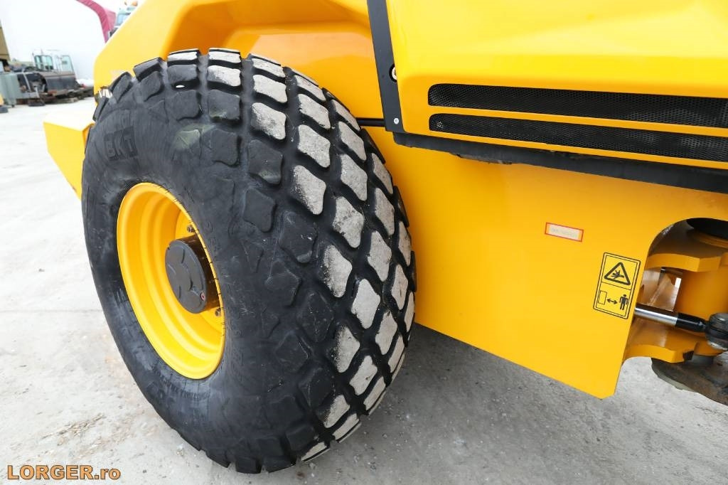 Compactor JCB VM 117: picture 11 Compactor JCB VM 117: picture 11