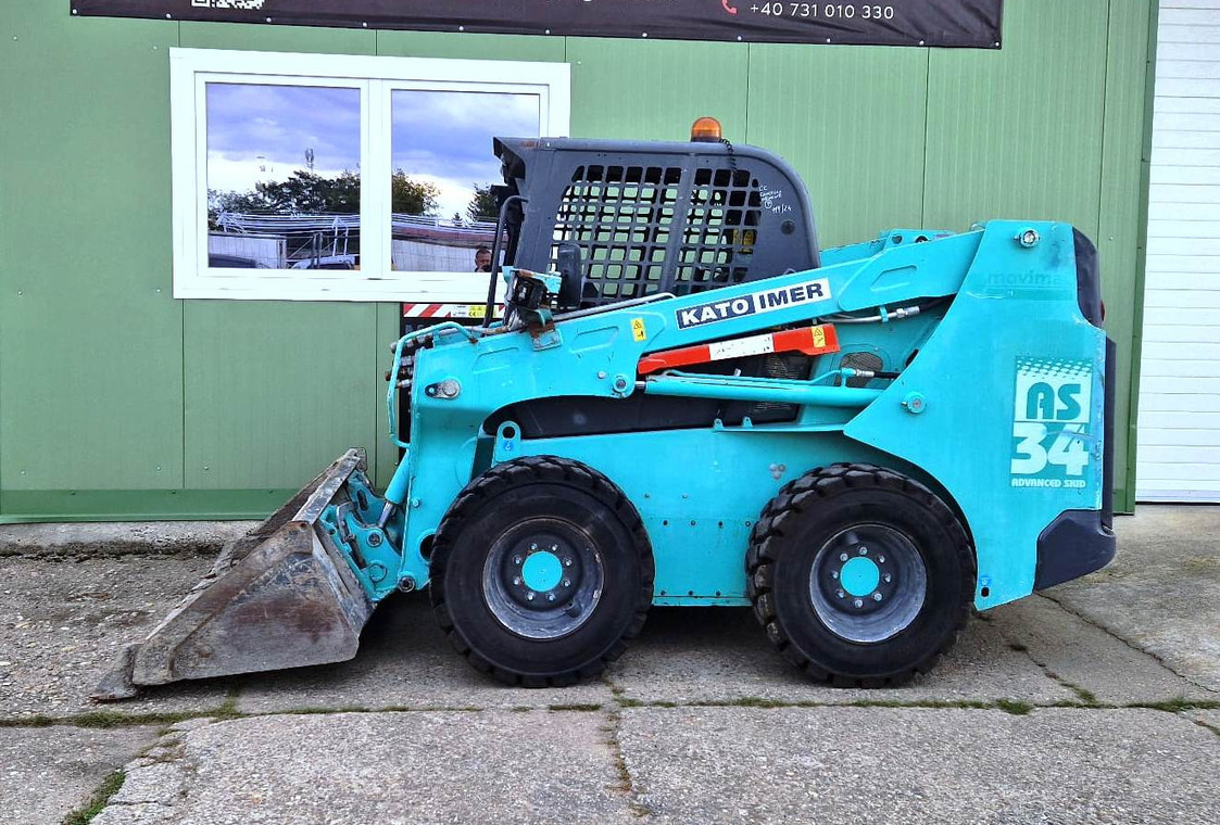 KATO AS34 - Skid steer loader: picture 1 KATO AS34 - Skid steer loader: picture 1