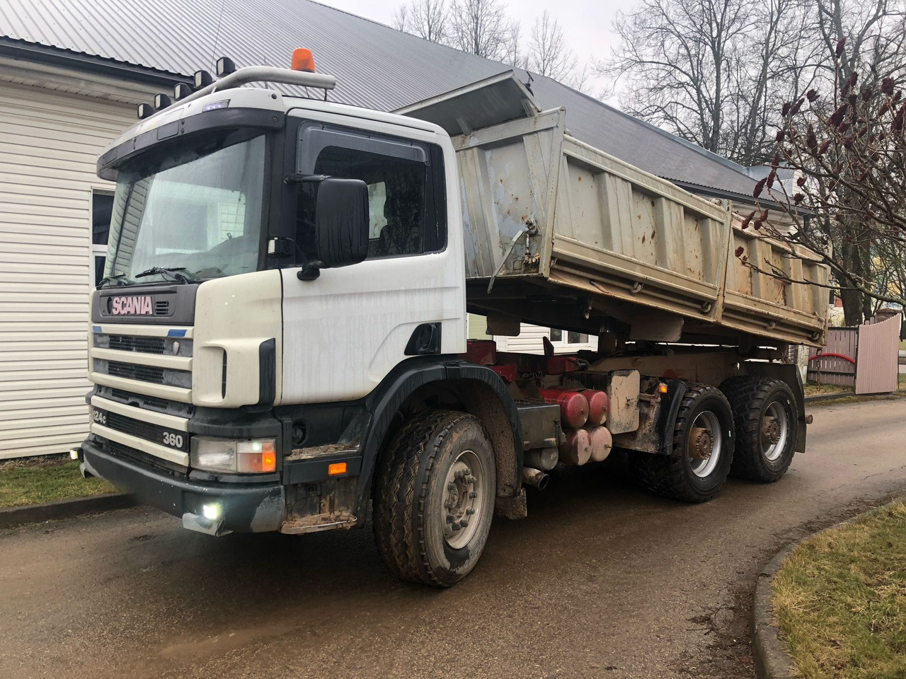 SCANIA 124C - Tipper: picture 1 SCANIA 124C - Tipper: picture 1