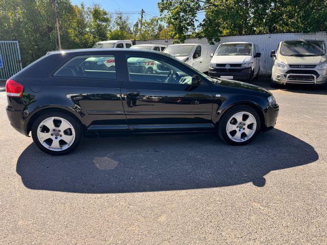 Audi A3 2.0 FSI Ambition S3 nur Export!! - Car: picture 5 Audi A3 2.0 FSI Ambition S3 nur Export!! - Car: picture 5