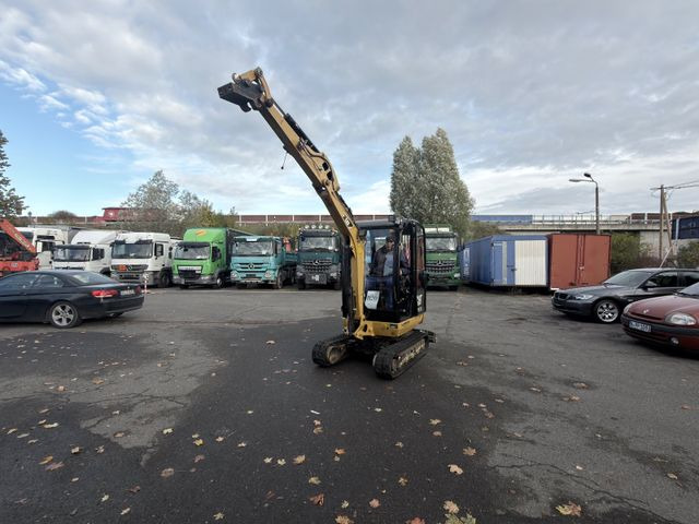 Mini excavator CAT 302.2D: picture 16