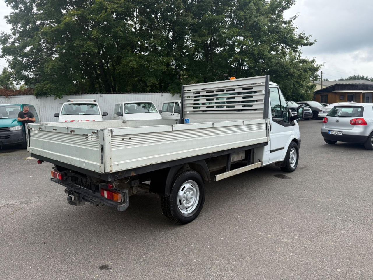 Ford Transit Pritsche FT 350 M Einzelkabine 110 KM - Flatbed van: picture 4 Ford Transit Pritsche FT 350 M Einzelkabine 110 KM - Flatbed van: picture 4