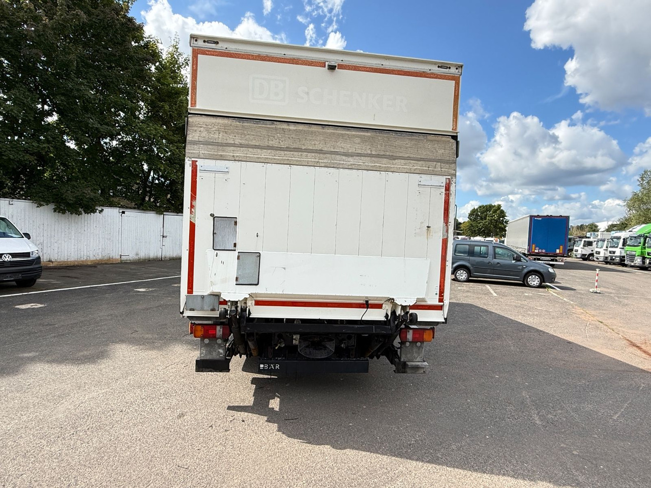 MAN TGL 12.220 LBW - Box truck: picture 4 MAN TGL 12.220 LBW - Box truck: picture 4