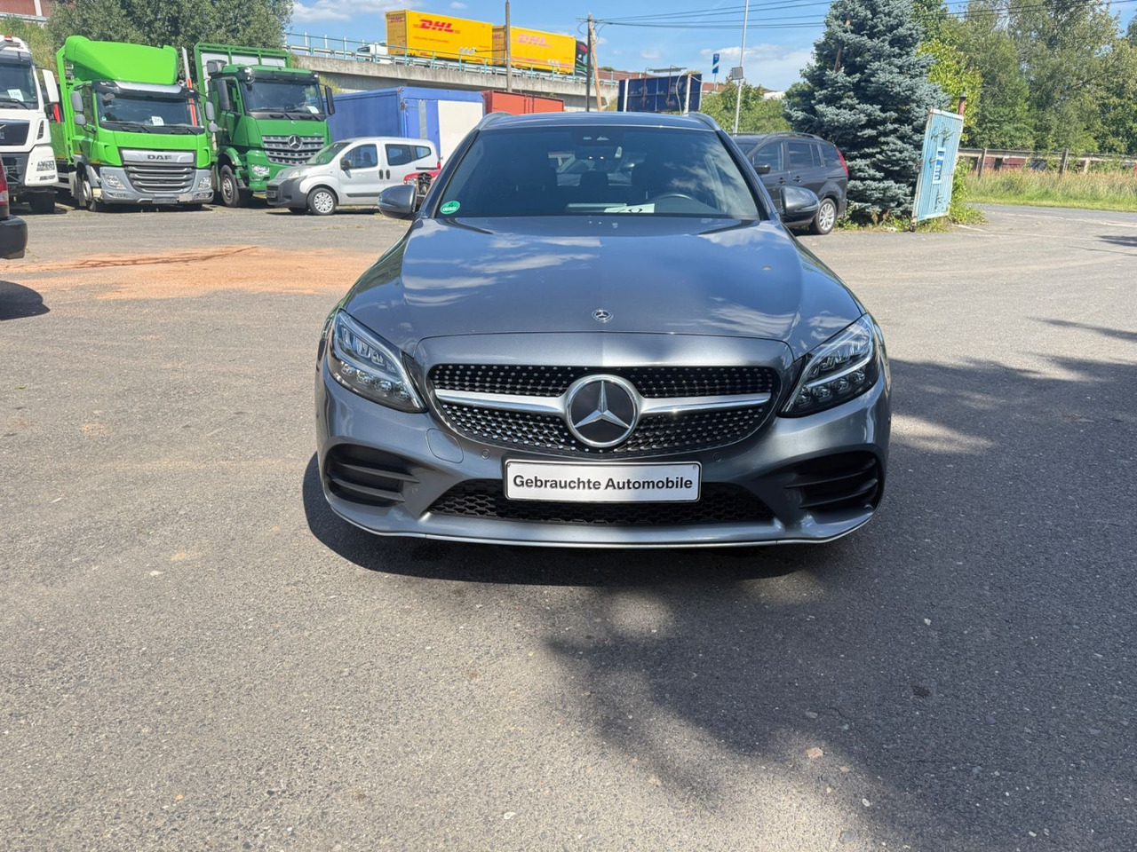 Mercedes-Benz C 220 C -Klasse T-Modell C 220 T d - Station wagon: picture 1 Mercedes-Benz C 220 C -Klasse T-Modell C 220 T d - Station wagon: picture 1