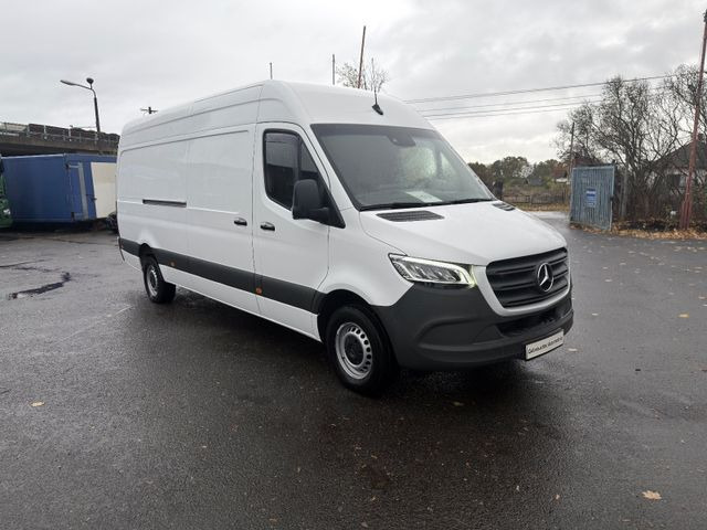 Mercedes-Benz Sprinter 317 CDI - Panel van: picture 2 Mercedes-Benz Sprinter 317 CDI - Panel van: picture 2