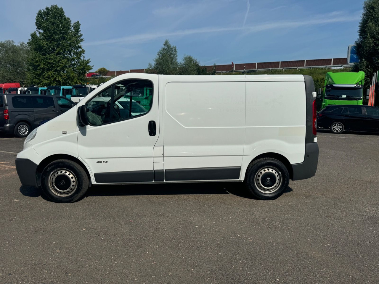 Renault Trafic - Small van: picture 4 Renault Trafic - Small van: picture 4