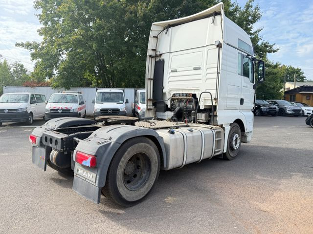 Tractor unit MAN TGX 18.440: picture 7
