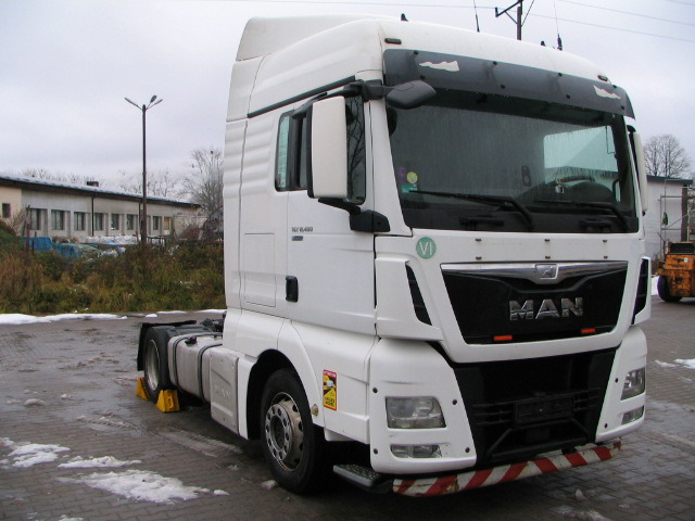 MAN TGX 18.480 / LOW DECK / ENGINE DAMAGE. - Tractor unit: picture 1 MAN TGX 18.480 / LOW DECK / ENGINE DAMAGE. - Tractor unit: picture 1