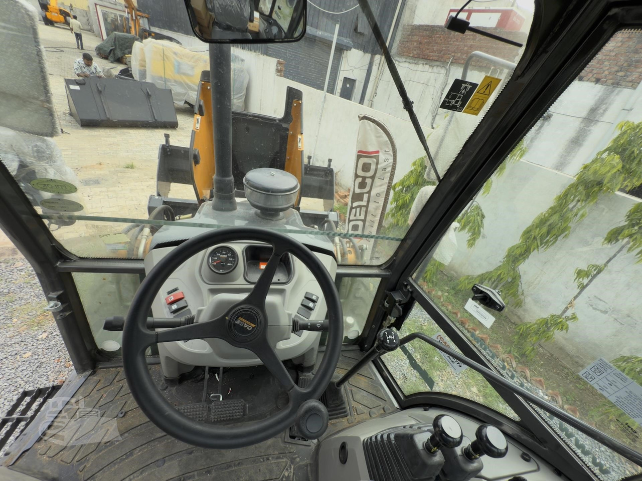 New Backhoe loader CASE 770NX MAGNUM: picture 16