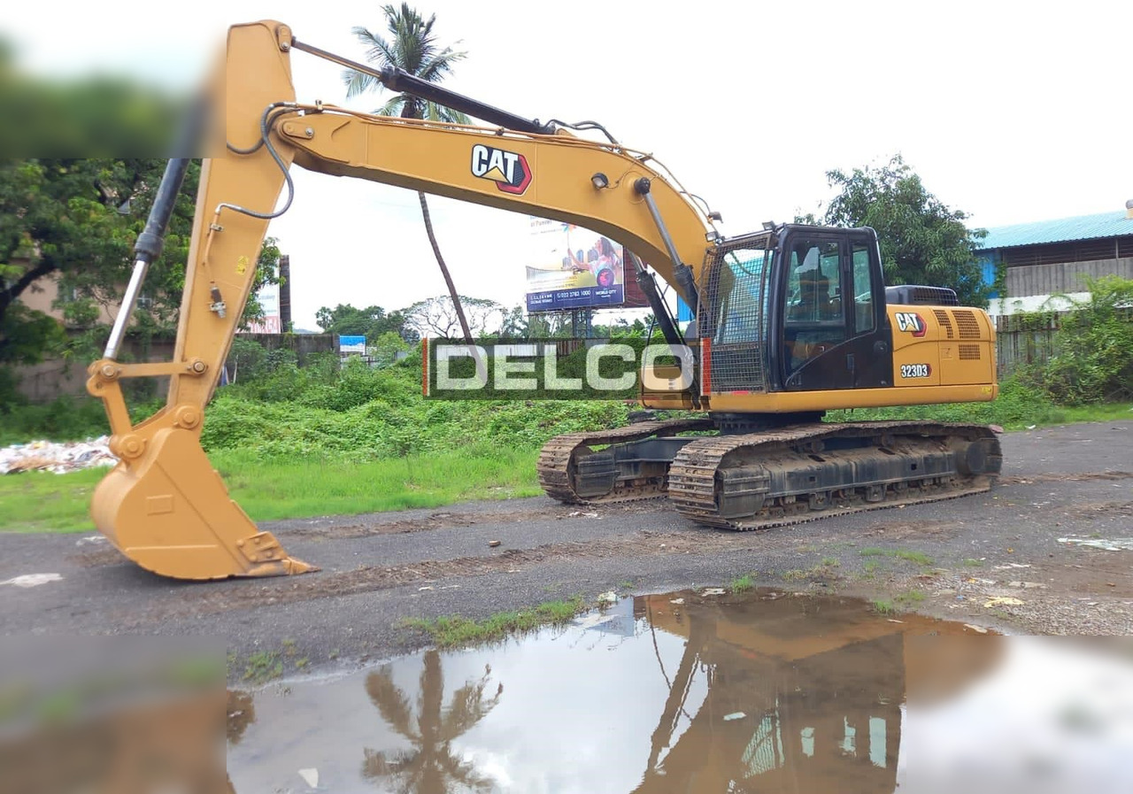 CATERPILLAR 323D3 - Crawler excavator: picture 4 CATERPILLAR 323D3 - Crawler excavator: picture 4