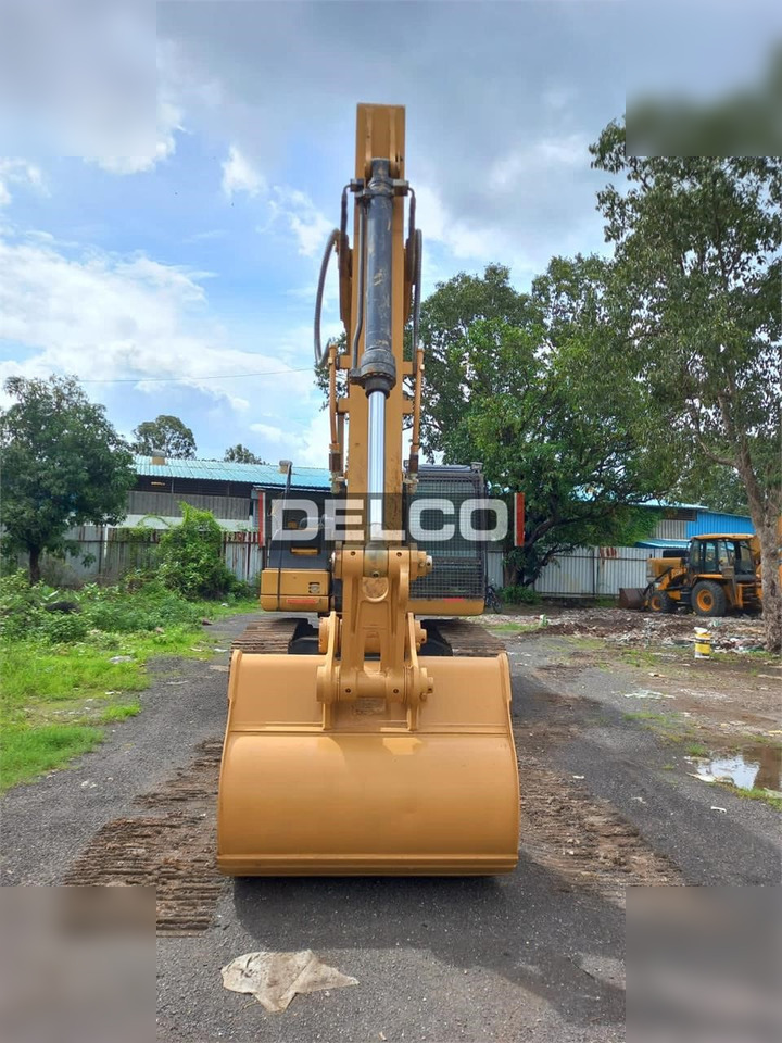 New Crawler excavator CATERPILLAR 323D3: picture 13