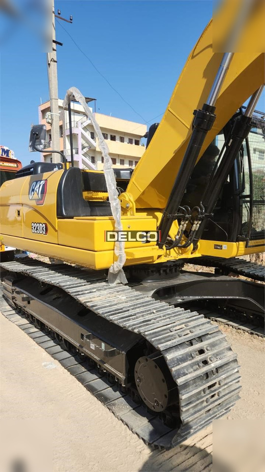 New Crawler excavator CATERPILLAR 323D3: picture 10