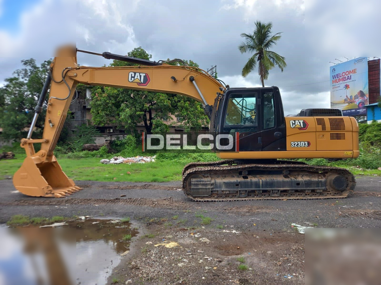 CATERPILLAR 323D3 - Crawler excavator: picture 2 CATERPILLAR 323D3 - Crawler excavator: picture 2
