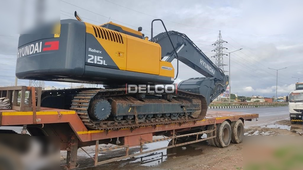 New Crawler excavator HYUNDAI ROBEX 215L SMART: picture 8