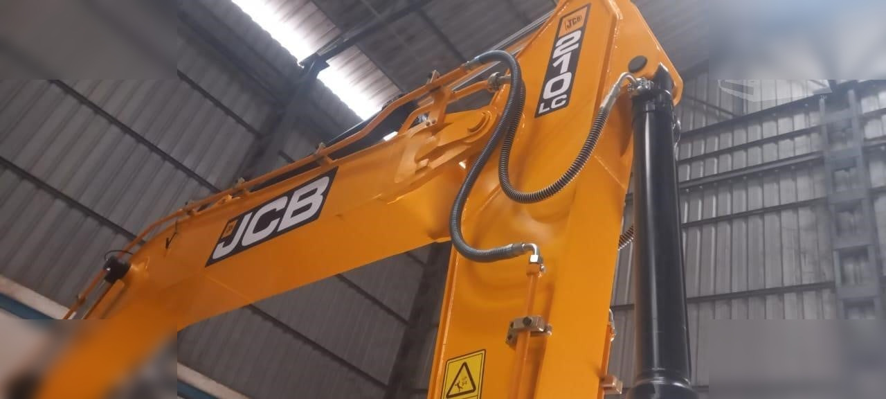 JCB JS210 LC - Crawler excavator: picture 4 JCB JS210 LC - Crawler excavator: picture 4