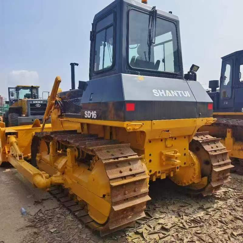Shantui SD16 - Bulldozer: picture 3 Shantui SD16 - Bulldozer: picture 3