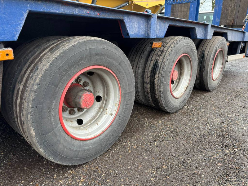 Low loader semi-trailer Broshuis Lowloader tieflader 3 assen leaf spring, laadklep: picture 19