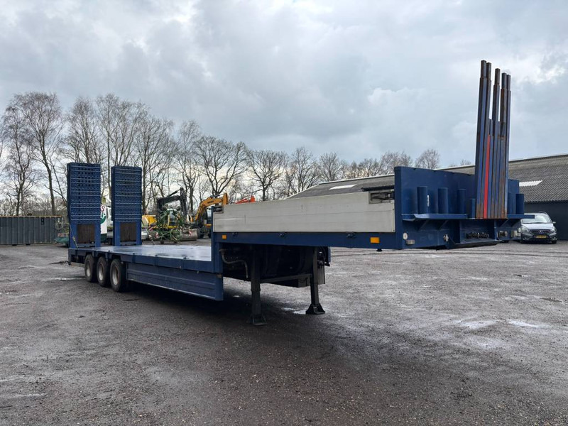 Broshuis Lowloader tieflader 3 assen leaf spring, laadklep - Low loader semi-trailer: picture 4 Broshuis Lowloader tieflader 3 assen leaf spring, laadklep - Low loader semi-trailer: picture 4
