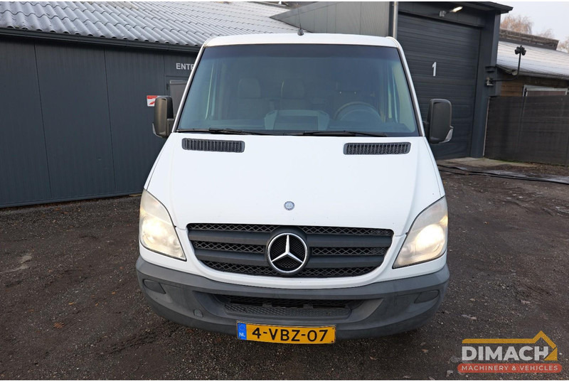 Mercedes-Benz 906 KA 35 Sprinter 313 - Euro 4 - L2H2 - trekhaak - airco - NL auto - Panel van: picture 3 Mercedes-Benz 906 KA 35 Sprinter 313 - Euro 4 - L2H2 - trekhaak - airco - NL auto - Panel van: picture 3