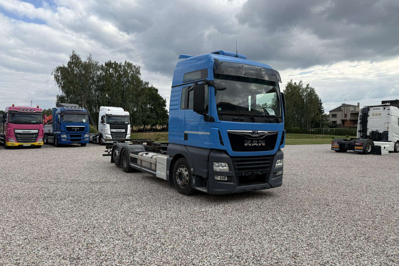 MAN TGX 26.420 - Container transporter/ Swap body truck: picture 5 MAN TGX 26.420 - Container transporter/ Swap body truck: picture 5