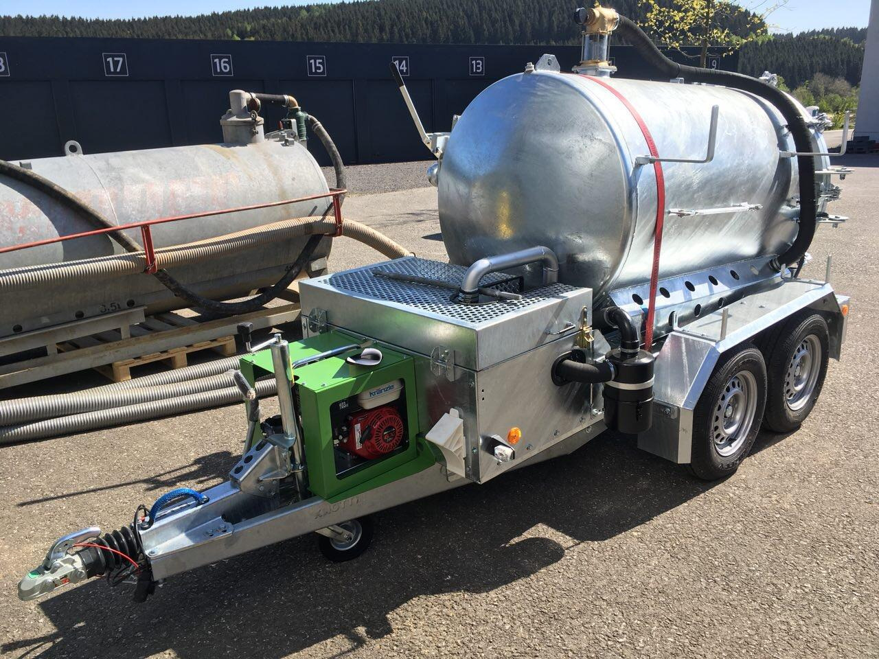 M-Vac 1,8m³ *Kippbar* Vakuum-Saugsystem / Saugfass / Sauganhänger / Saughänger M-Vac Reinigungskit - Vacuum truck: picture 4 M-Vac 1,8m³ *Kippbar* Vakuum-Saugsystem / Saugfass / Sauganhänger / Saughänger M-Vac Reinigungskit - Vacuum truck: picture 4