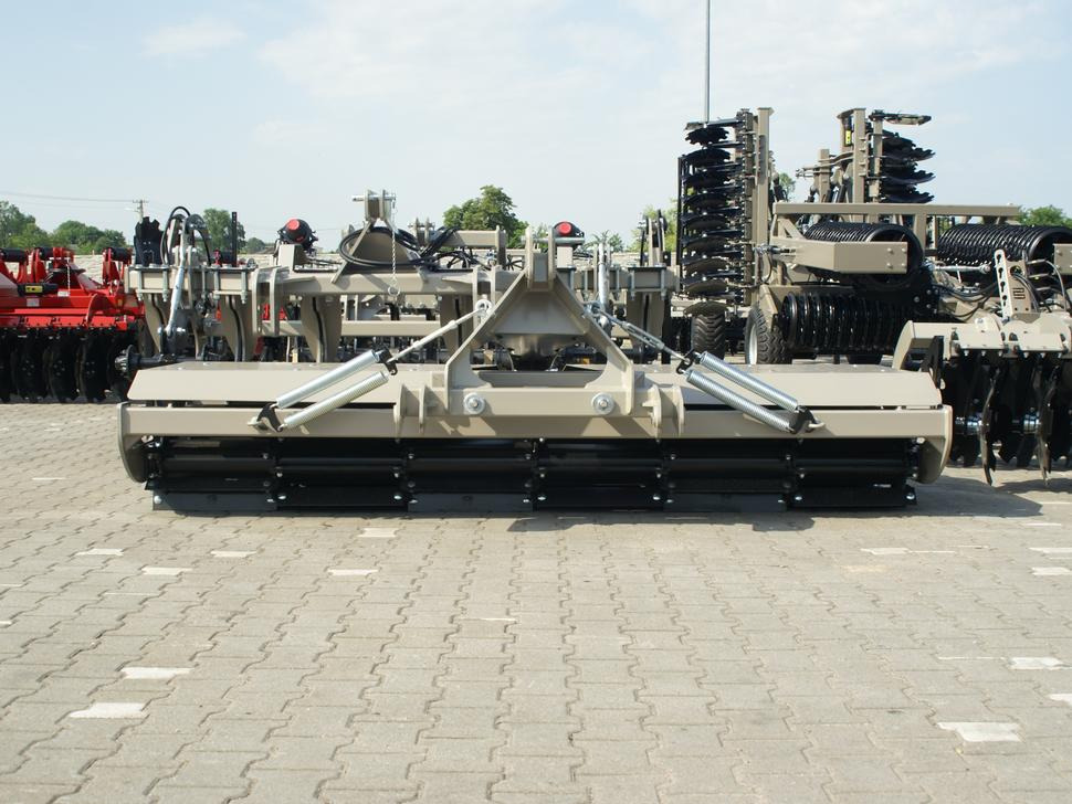 ROLEX Messerwalze / Knife roller cutter / Rouleau couteau / Rullo a coltelli / Каток ножничного типа тандем передний / Wał nożowy cutter tandem front 3 m - Farm roller: picture 4 ROLEX Messerwalze / Knife roller cutter / Rouleau couteau / Rullo a coltelli / Каток ножничного типа тандем передний / Wał nożowy cutter tandem front 3 m - Farm roller: picture 4